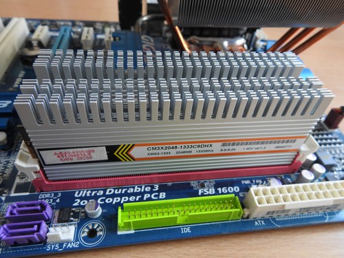 Board Bundle Gigabyte EP45T-UD3R Intel Core 2 Quad Q9450 8Gb Ram Kühler TOP - Afbeelding 2 van 6