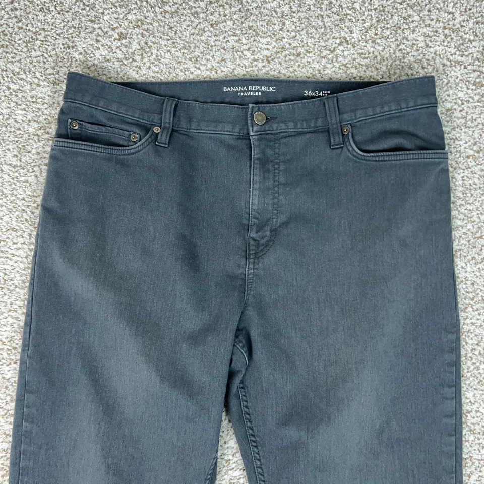 Pantalones de mezclilla elásticos calce ajustado gris viajero 36x34 Banana Republic para hombre Foto 2 de 4