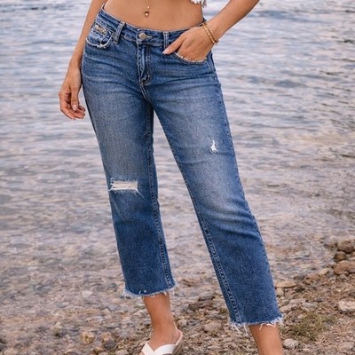 Judy Blue Boyfriend Distressed Jeans Medium Wash Raw Hem JB88108
