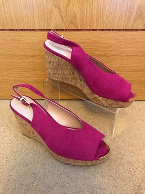 next pink wedges