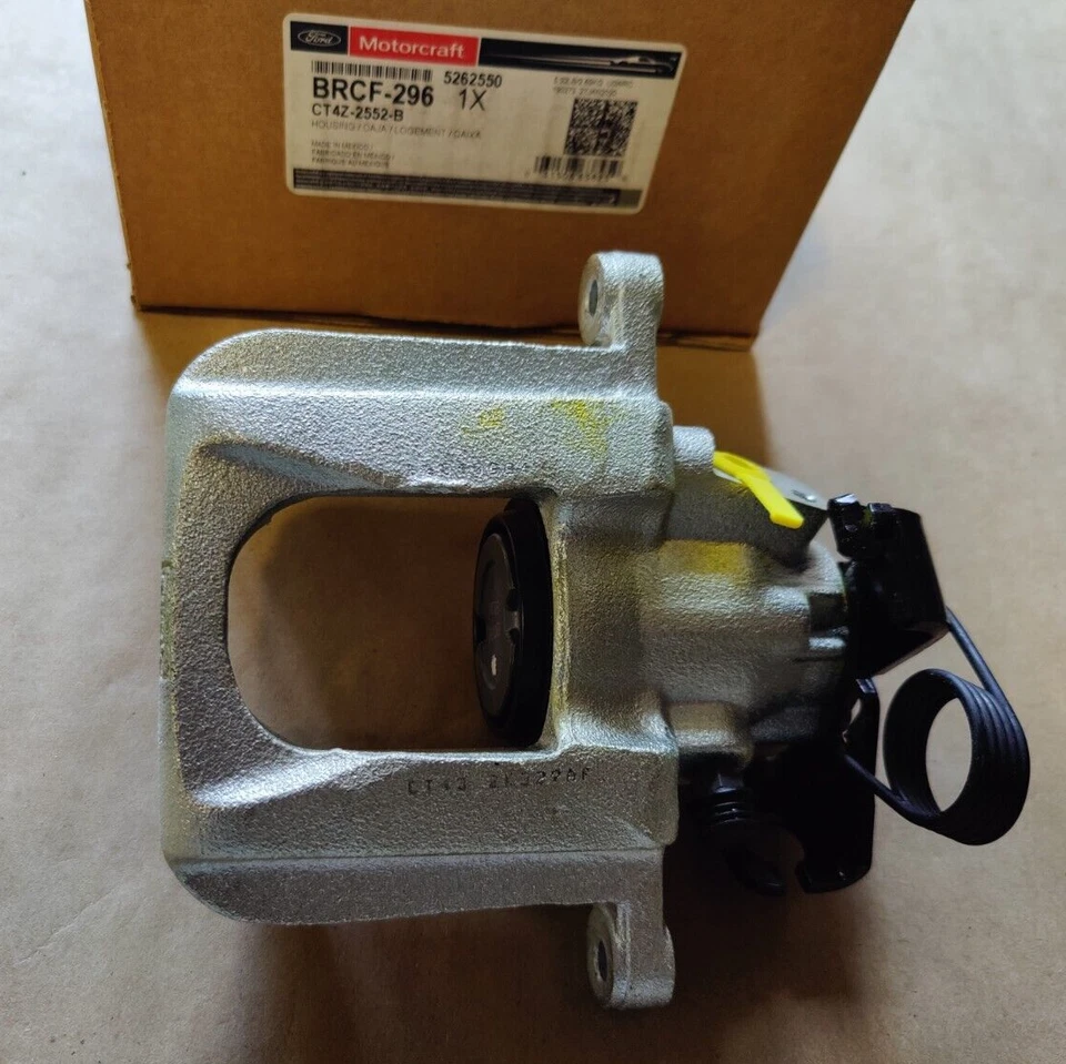 Pinza de freno de disco trasera derecha Edge & MKX 2011-2015 OEM BRCF296 C74Z-2552-B Foto 2 de 2