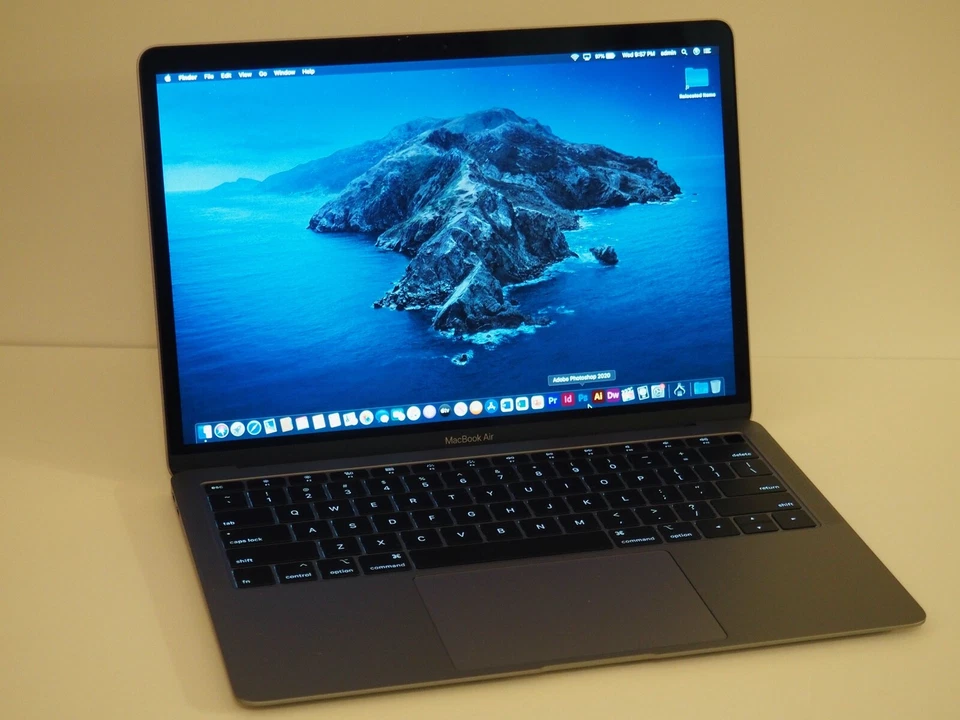 MAXED!! Apple MacBook Air Retina 13" + LOADED!! + 2023 OS + EXTRAS! + 256 GB SSD - Image 3 of 4