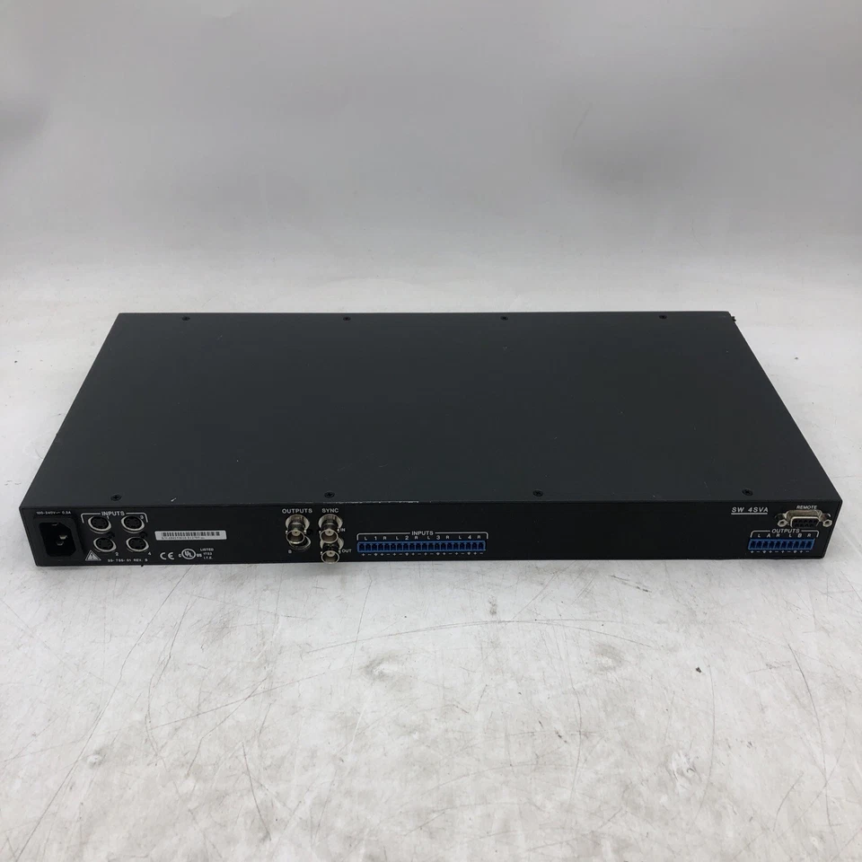 Extron SW 4 AV S-Video Switcher TESTED FOR POWER PARTS - Image 4 of 4