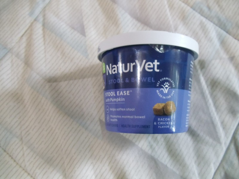 NaturVet – Stool Ease for Dogs – 40 Soft Chews – Helps Maintain Regular Bowel Mo