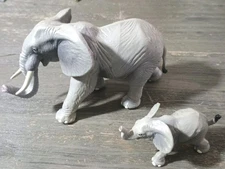 Safari Ltd. Elephant & Calf Baby 1996 Vintage Animal Lot