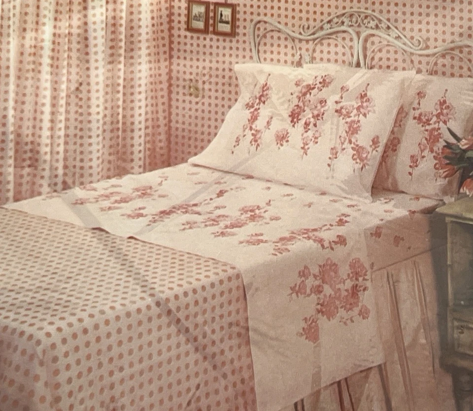 复古 70 年代 Sears Twilight Flower 双床单粉色玫瑰棉混纺新品 — 第 2/4 张图片