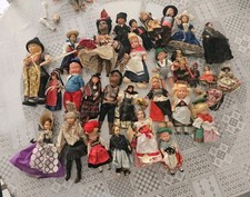 lot  Poupée folklorique régionale ancienne 