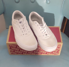 VANS Ward Women's Low Top Lace-Up Sneakers White Canvas Rubber Outsole Logo