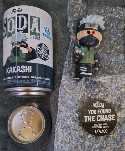 Funko Pop Vinyl Soda Naruto Shippuden Kakashi Chase /4100 RARE