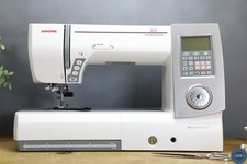 Janome Memory Craft 8900QCP Sewing Machine + Extension Table + Warranty