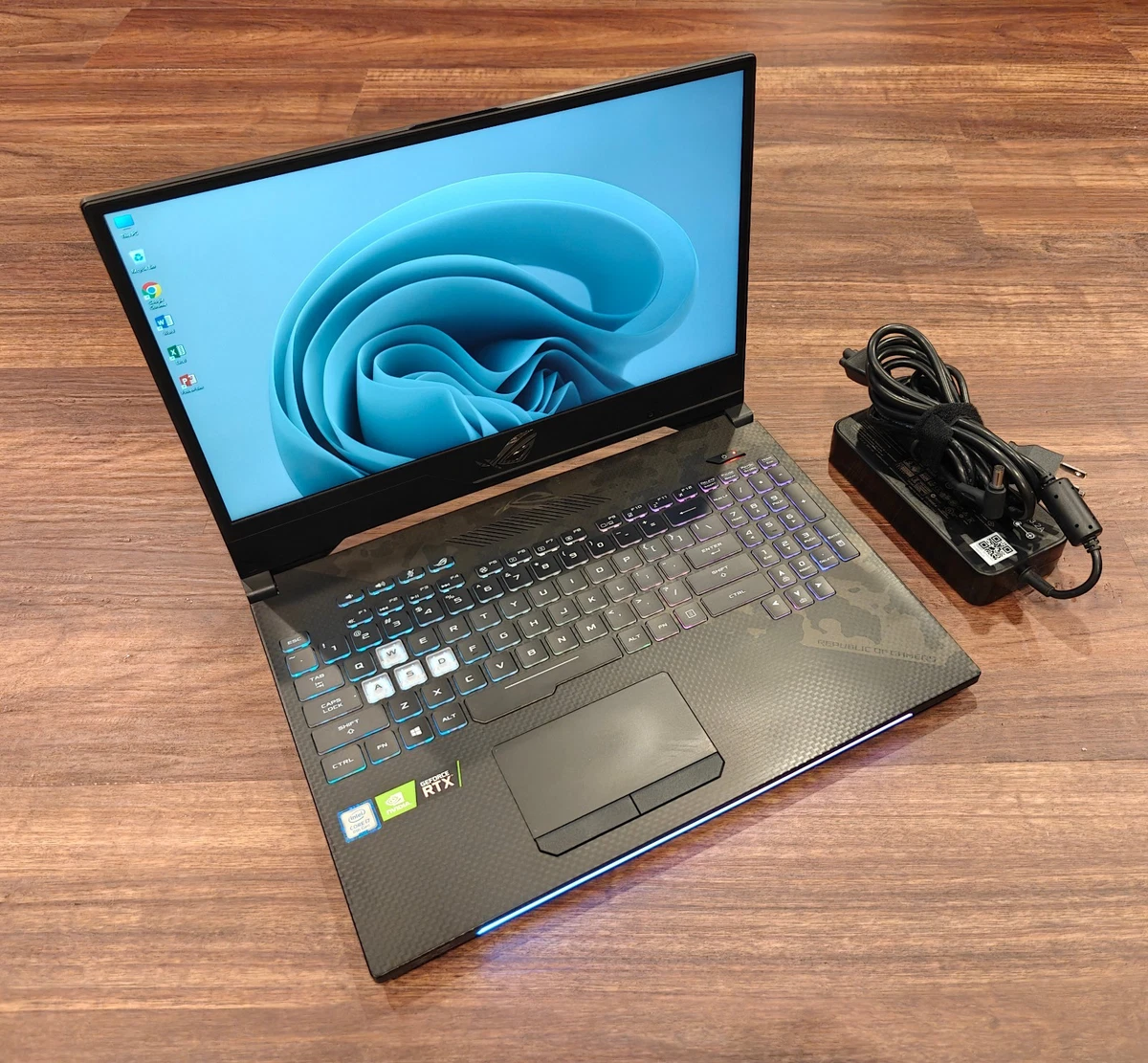 ASUS Intel Core i7 8th Gen. PC Laptops & Netbooks 1 TB SSD