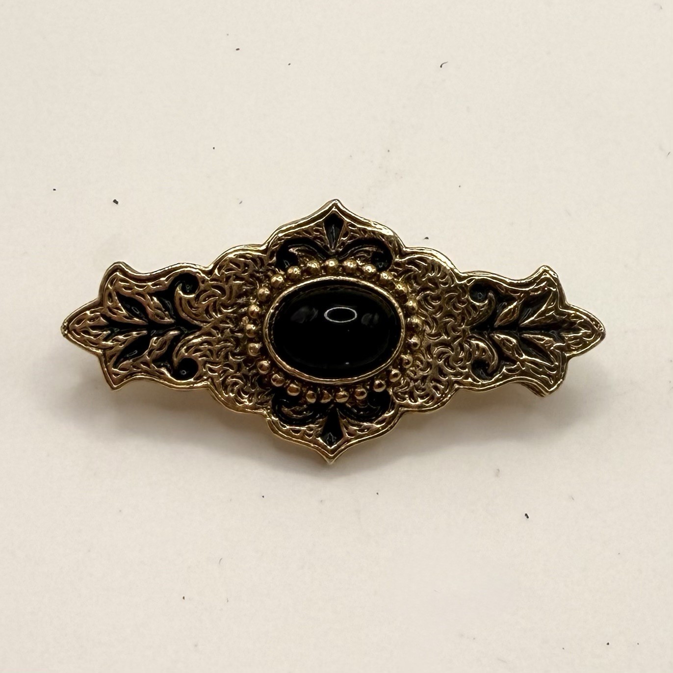 Vintage Gold Tone Black Cabochon Filigree Bar Brooch Pin