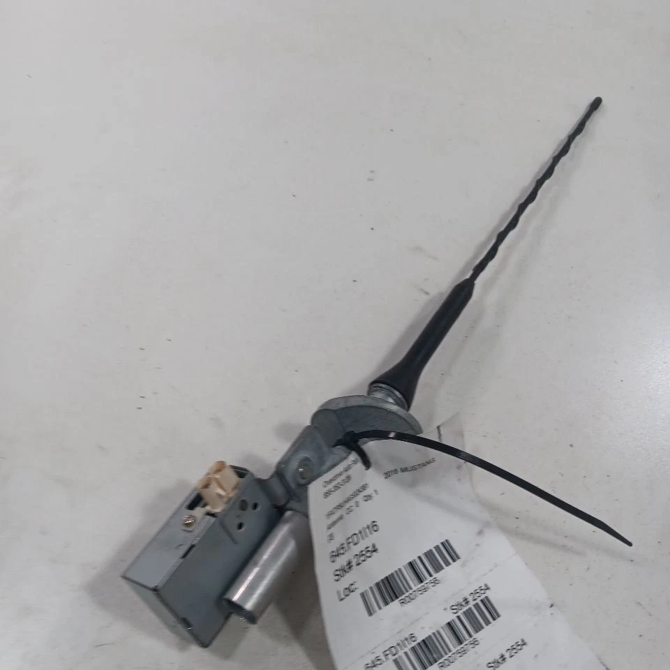 Ford Mustang Antenna  2015 2016 2017 - Image 2 of 4