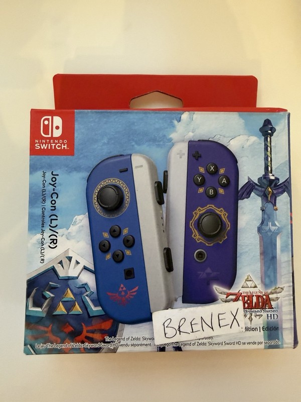 Nintendo Switch Joy-con The Legend of Zelda Skyward Sword Edition Rare OOP
