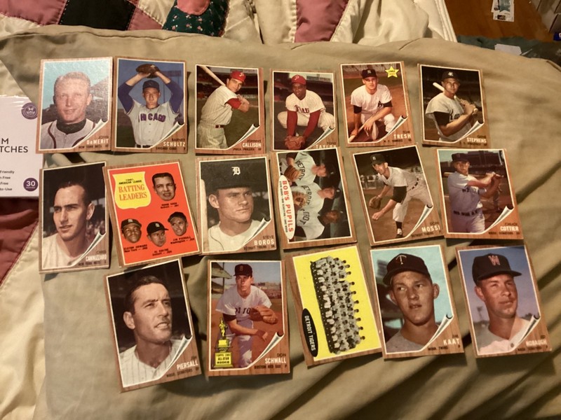 Lot (17) 1962 Topps - Low to Mid Grade - All Cards Pictured -Great Looking Cards