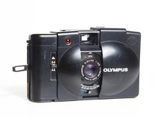 Olympus XA2 35mm Film Camera w/ Batteries - TESTED