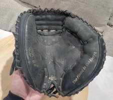 Rawlings H315CMB 31.5" Highlight Series Youth Catcher's Mitt Black RHT