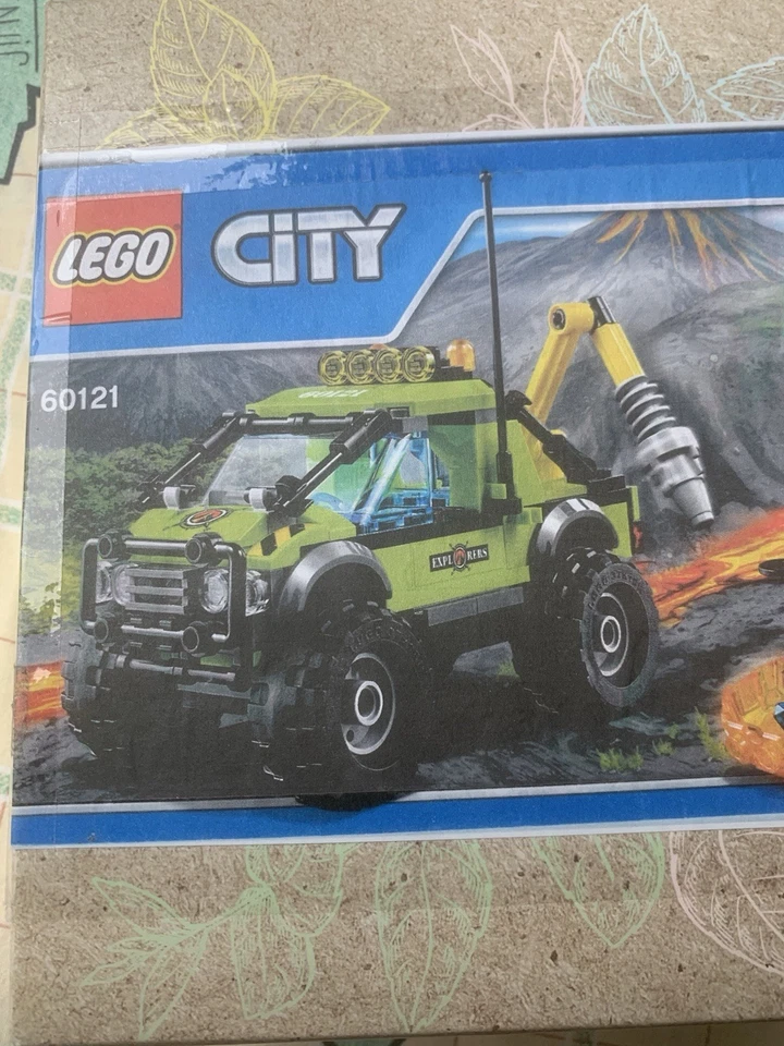 LEGO City 60121 Volcano Exploration Truck, photo 2 sur 5