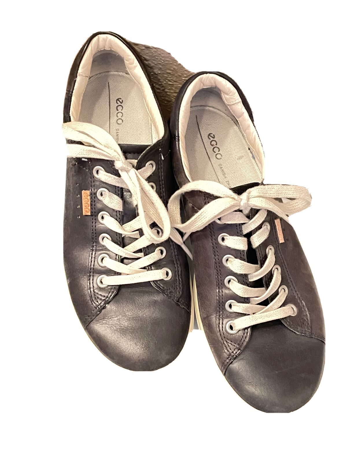 ECCO Soft Black Leather Tennis Sneakers Shoes Ladies … Gem