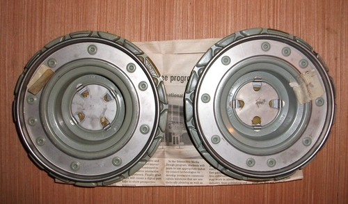 Set of 2: 1992 to 1997 Lincoln Town Car BBS Wheel 50th Anniversary Center Cap - Picture 4 of 4