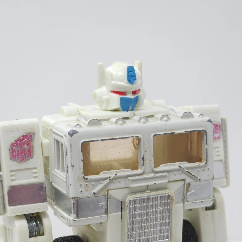 Transformers G1 Ultra Magnus Figure - White Prime Cab Only - 1986 Vintage - Image 3 of 4