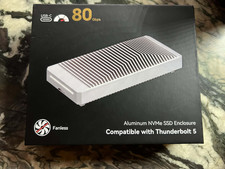 iDsonix M2 NVMe 2280 1TB SSD im Designer Alu Case mit 80Gb/s Schnittstelle!