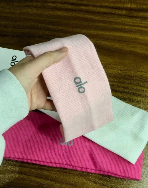 ALO Yoga Headbands 3 Pack – White, Pink & Hot Pink NWT Soft Stretchy Gift Set - Image 4 of 4