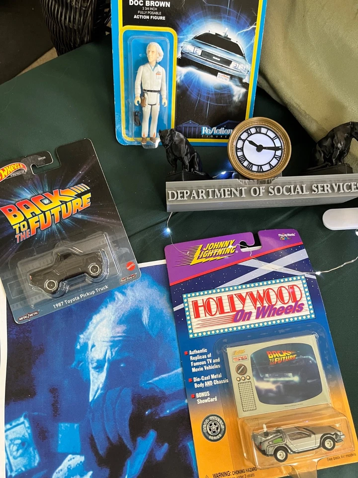 BACK TO THE FUTURE DOC BROWN  in white suit n panthers  TOYOTA  4x4   MAKE OFFER - Image 4 of 4