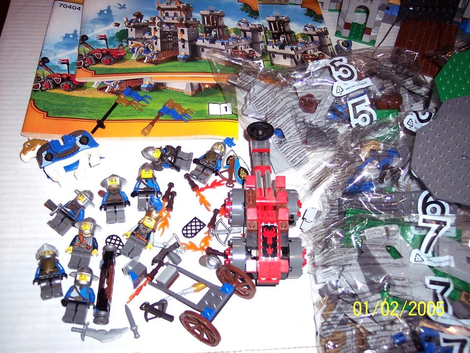 LEGO Lote Castillo Castillo Castillo del Rey 70404 70401 70402 2013 Caja con las 5 Instrucciones Foto 3 de 4