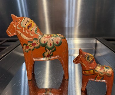 Vtg Swedish Grannas Nils Olsson Dala Wood Hand Painted Horses (2)