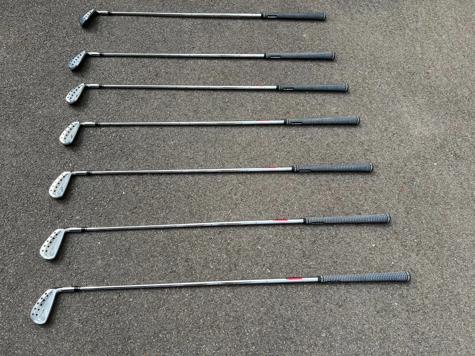 Lynx Prowler Forged Irons / 4-PW / Stiff Flex KBS 90 Tour Steel Shafts - Image 2 of 4
