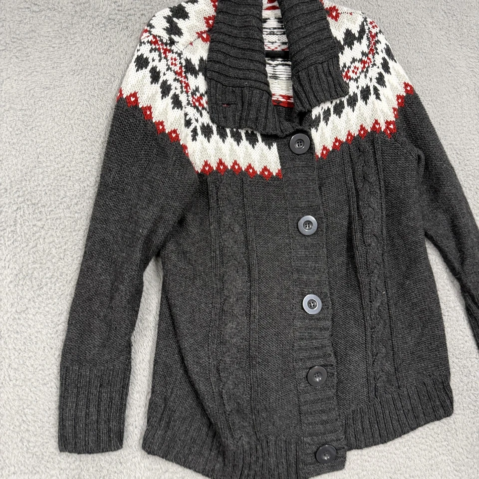 Cárdigan Suéter Dressbarn Para Mujer 2X Gris Isla Justa Chal Cuello Botón Delantero Foto 3 de 4