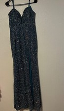 Evening dress for women size medium