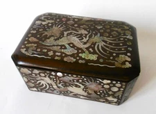 COFFRET, ART D'ASIE, VIETNAM, BOIS EXOTIQUE, INCRUSTATIONS DE NACRE, XIXe