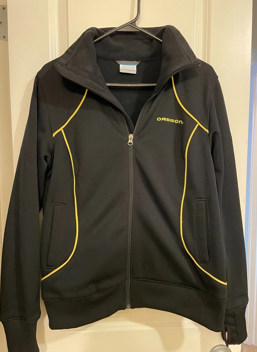 Columbia jacket with thumb best sale holes