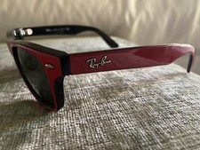 Ray-Ban Junior Wayfarer RJ9052S Red And black Barely Used.