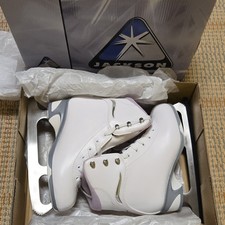 Jackson 180 JS181 PU Youth Figure Ice Skates Size 3 White Lavender Foam Lined