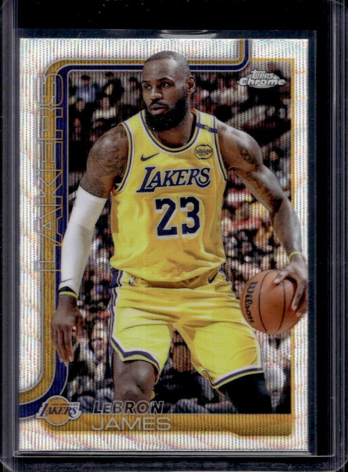 2025-26 Topps Chrome LeBron James Wave Refractor #127 Lakers