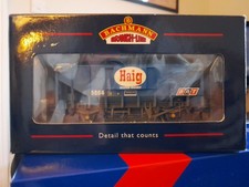 Bachmann 33-13 OO gauge PAF 35t Bulk Grain Wagon "HAIG" (5 available)
