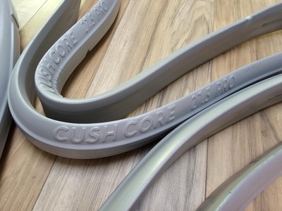 CushCore Pro 27.5 MTB EMTB Fahrrad Reifen Einlage mit Ventil Brandneu