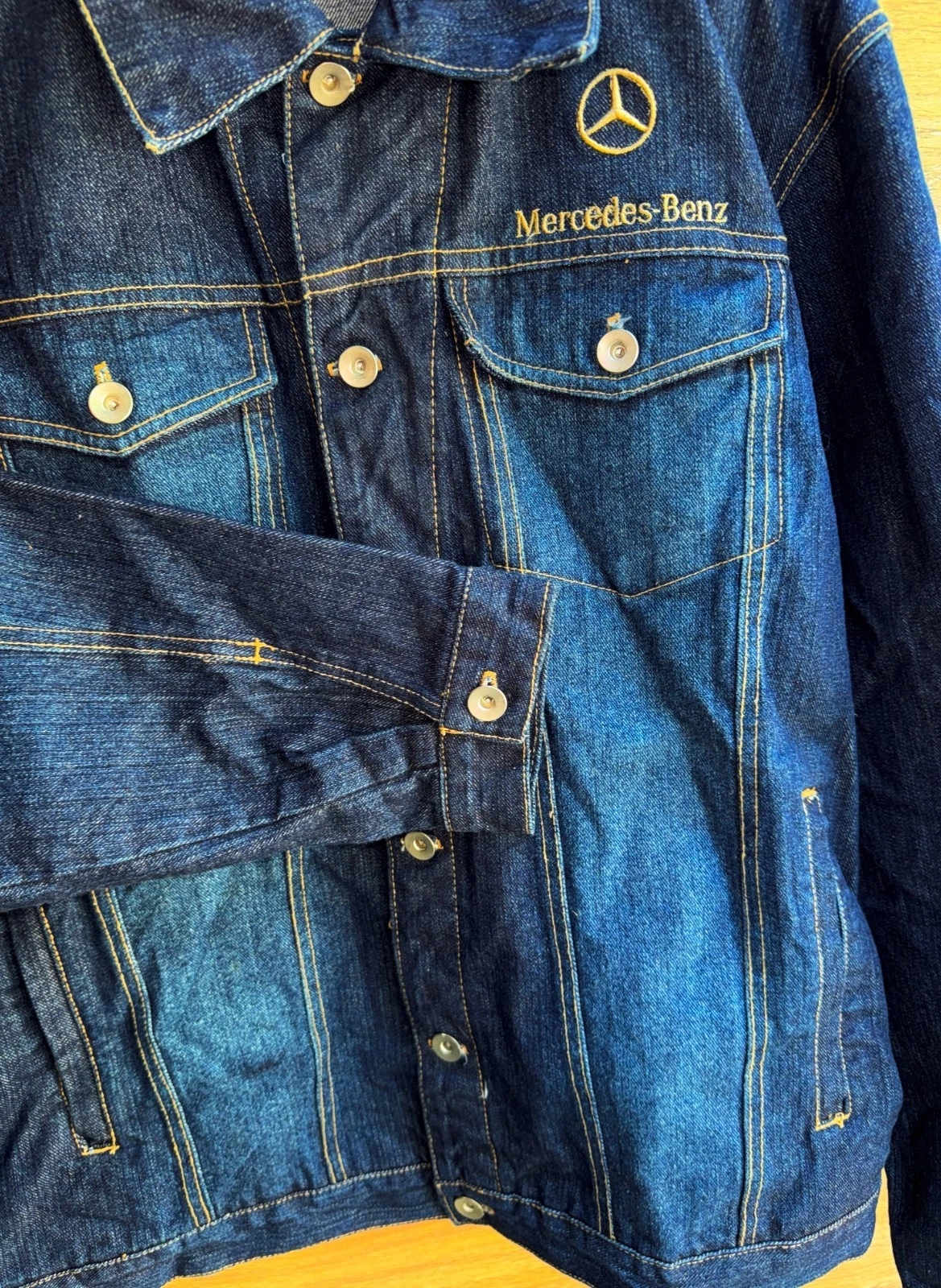 MERCEDES BENZ TRUCKER DISTRICT TRUCK DENIM JACKET EMBROIDERED SIZE L image 9