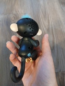 FINGERLINGS Interactive Fingerling Black Monkey by WowWee Works