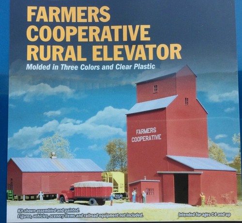 WALTHERS 1/160 N SCALE CORNERSTONE FARMERS CO-OP RURAL GRAIN ELEVATOR 933-3238 - Picture 2 of 5