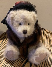 Boyds Bear Dixie Hackett TJ s Best Dressed 918334 Net Hat/ Faux Stole Mint Con.