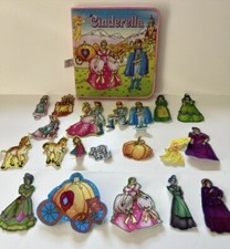 Collectible Cinderella Interactive Display  Play 3D Felt Playset Book Carry Bag