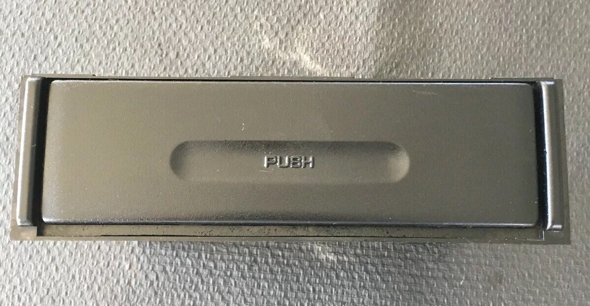 RARE JDM NISSAN CUP HOLDER TRAY FITS 89 90 91 92 93 94 NISSAN 240SX S13