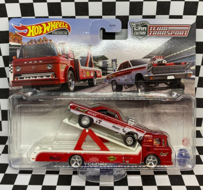 Hot Wheels 2021 Team Transport Red 1965 Mercury Comet Cyclone & Ford C-800 1/64