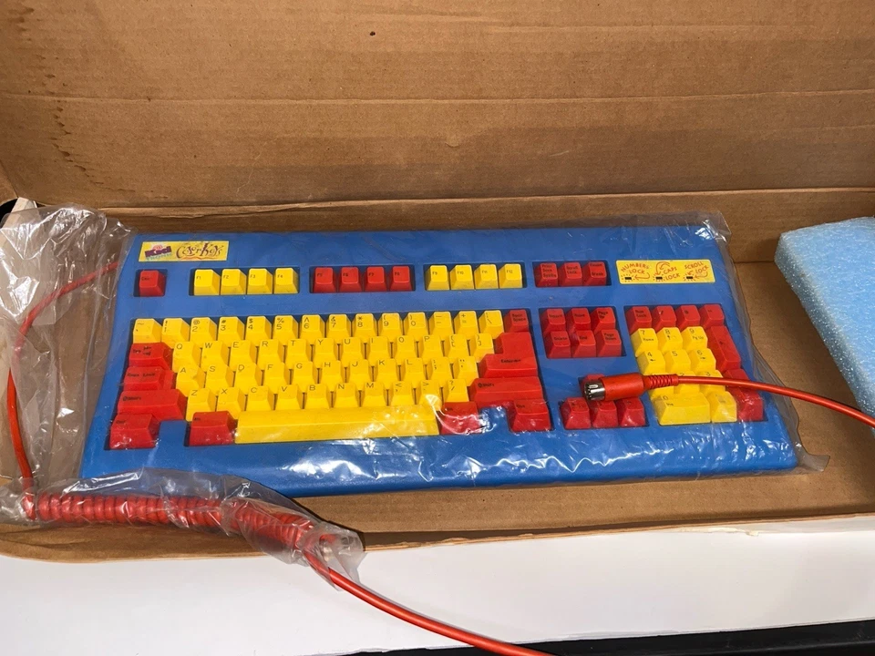 Kid Tronic Color keys vintage keyboard no mouse - Image 2 of 4