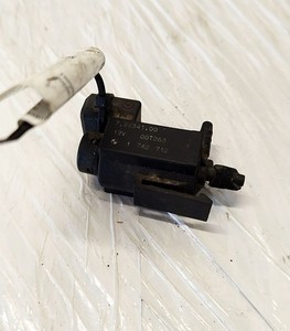 72234100 Umschaltventil Ventil (Druckwandler, Abgassteuerung) 1 7 DE2793931-87