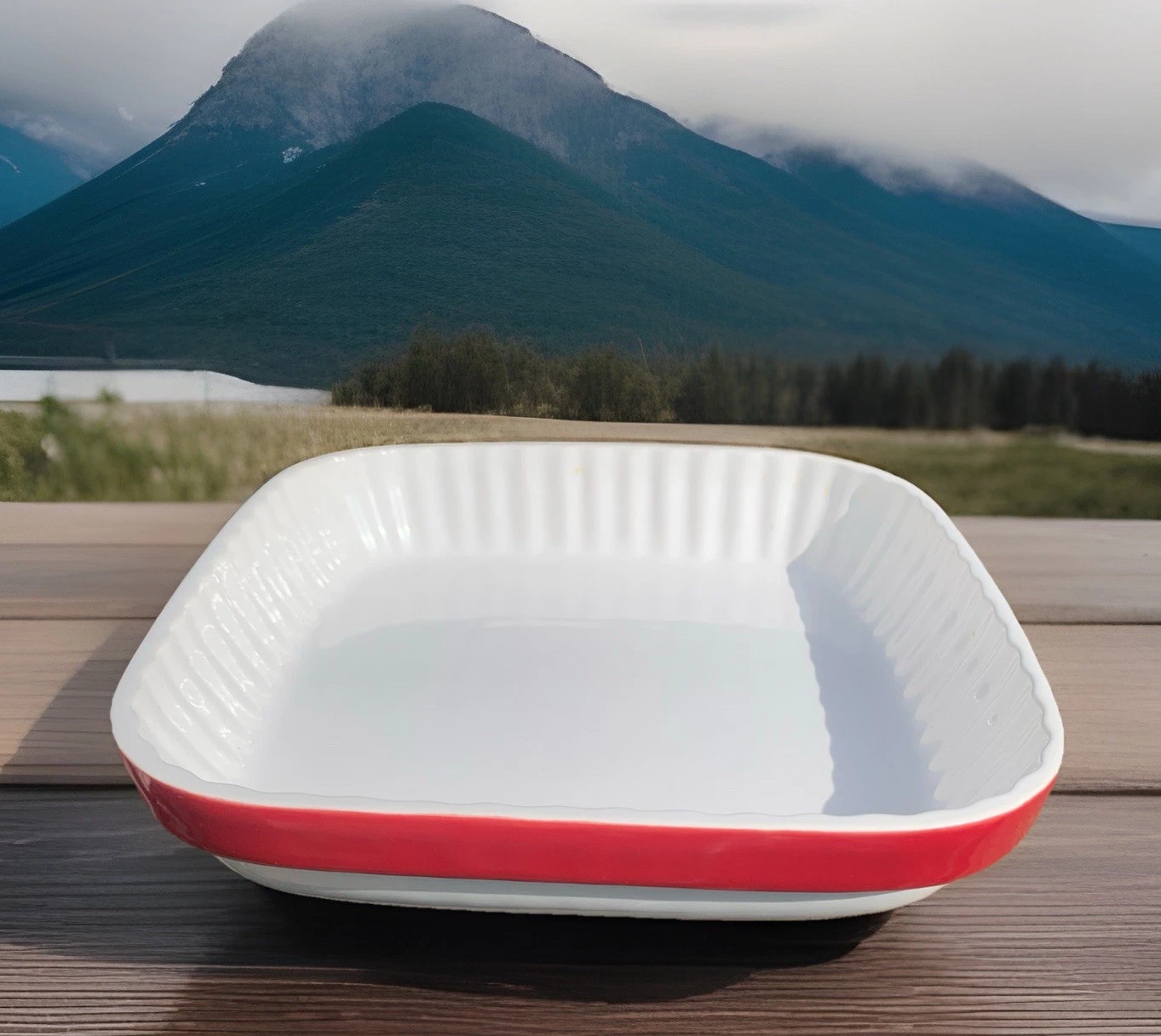 KitchenAid White Red 2 Qt Square Ceramic Bakeware Casserole Dish Baking Pan